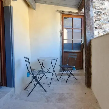 Ferienwohnung Chez Maxime Fraissinet-de-Fourques Exterior foto